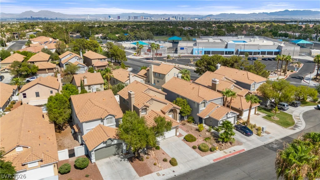 1432 Desert Hills, Las Vegas, NV 89117