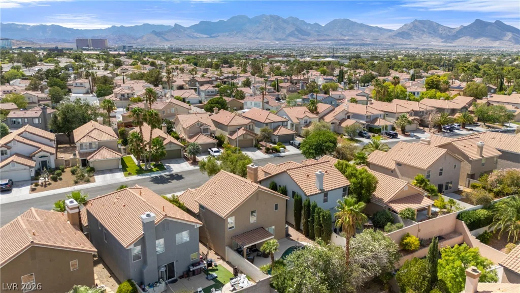 1432 Desert Hills, Las Vegas, NV 89117