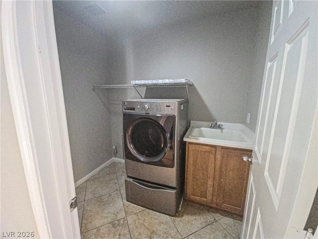 6505 Setting Moon, North Las Vegas, NV 89084