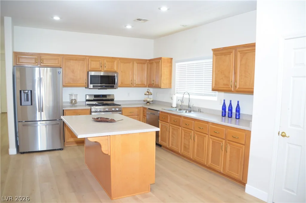 447 Groft, Henderson, NV 89015