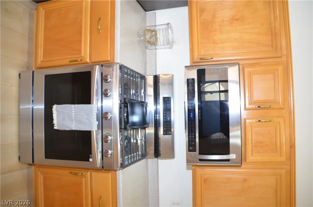 447 Groft, Henderson, NV 89015