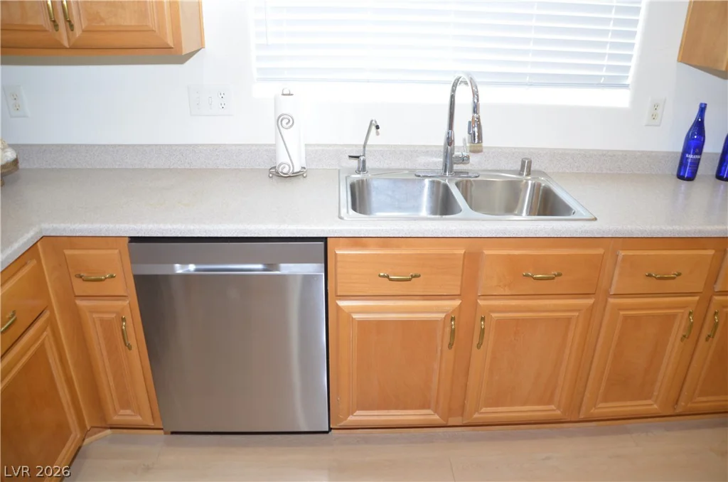 447 Groft, Henderson, NV 89015