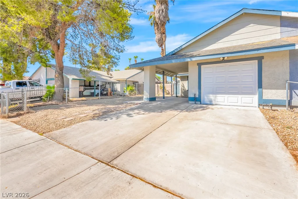 1915 Winterwood, Las Vegas, NV 89142