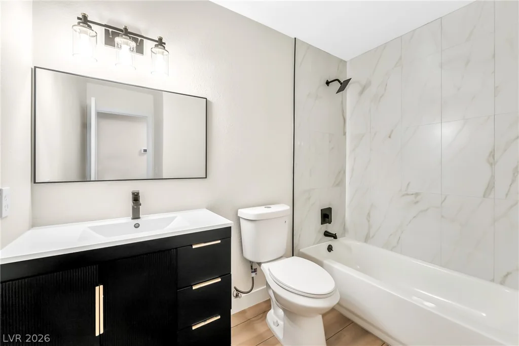 1915 Winterwood, Las Vegas, NV 89142