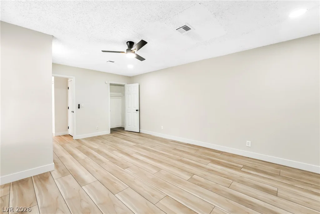 1915 Winterwood, Las Vegas, NV 89142