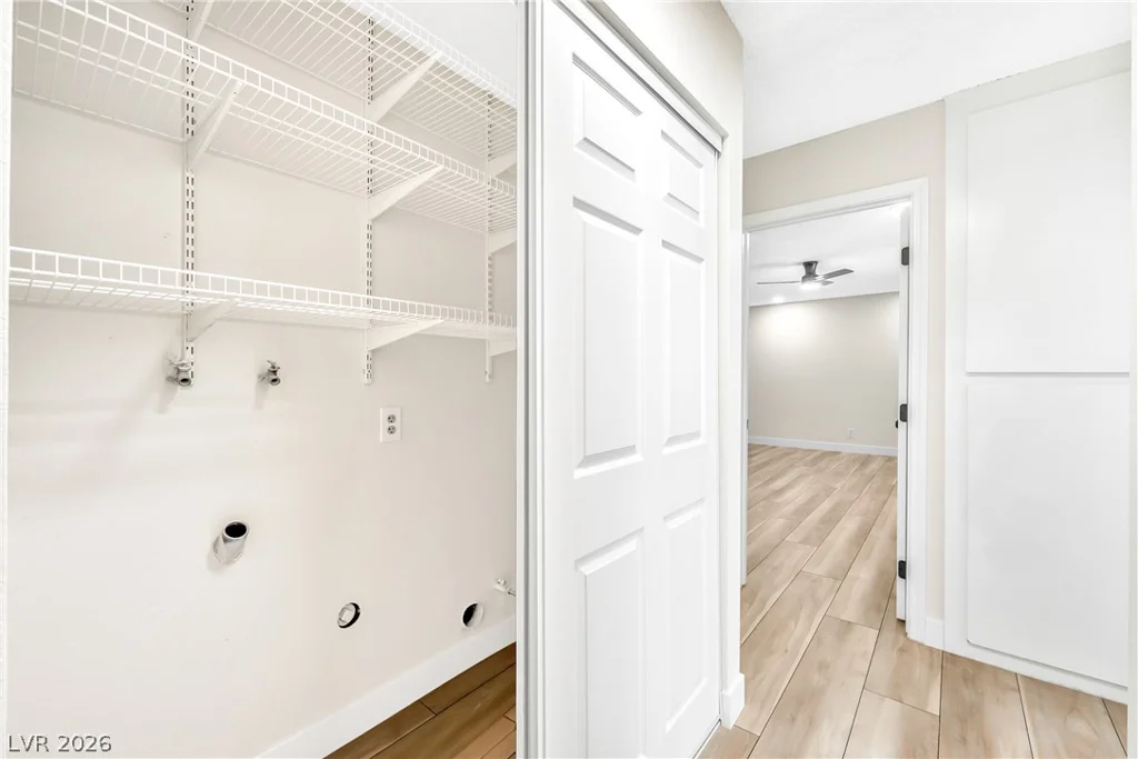 1915 Winterwood, Las Vegas, NV 89142