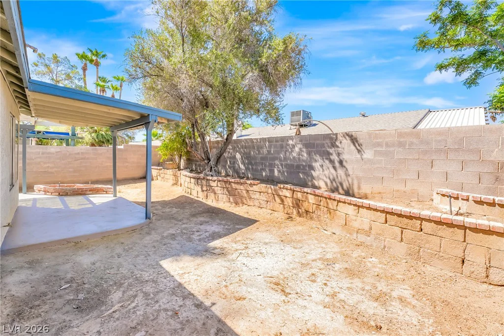 1915 Winterwood, Las Vegas, NV 89142