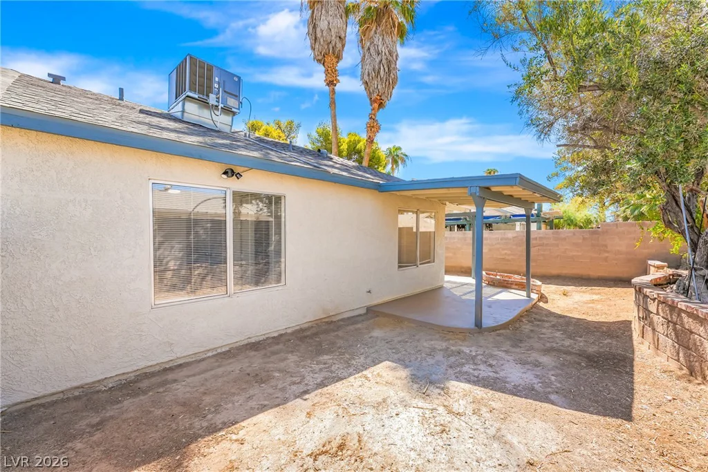 1915 Winterwood, Las Vegas, NV 89142