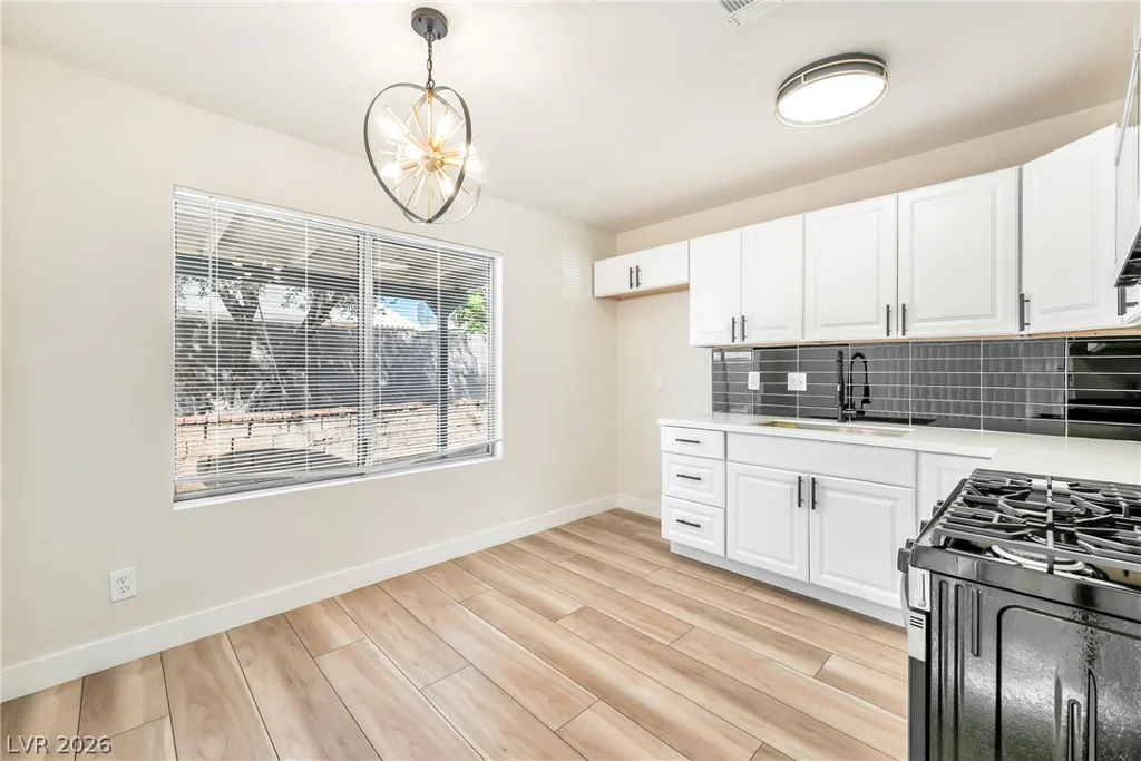 1915 Winterwood, Las Vegas, NV 89142