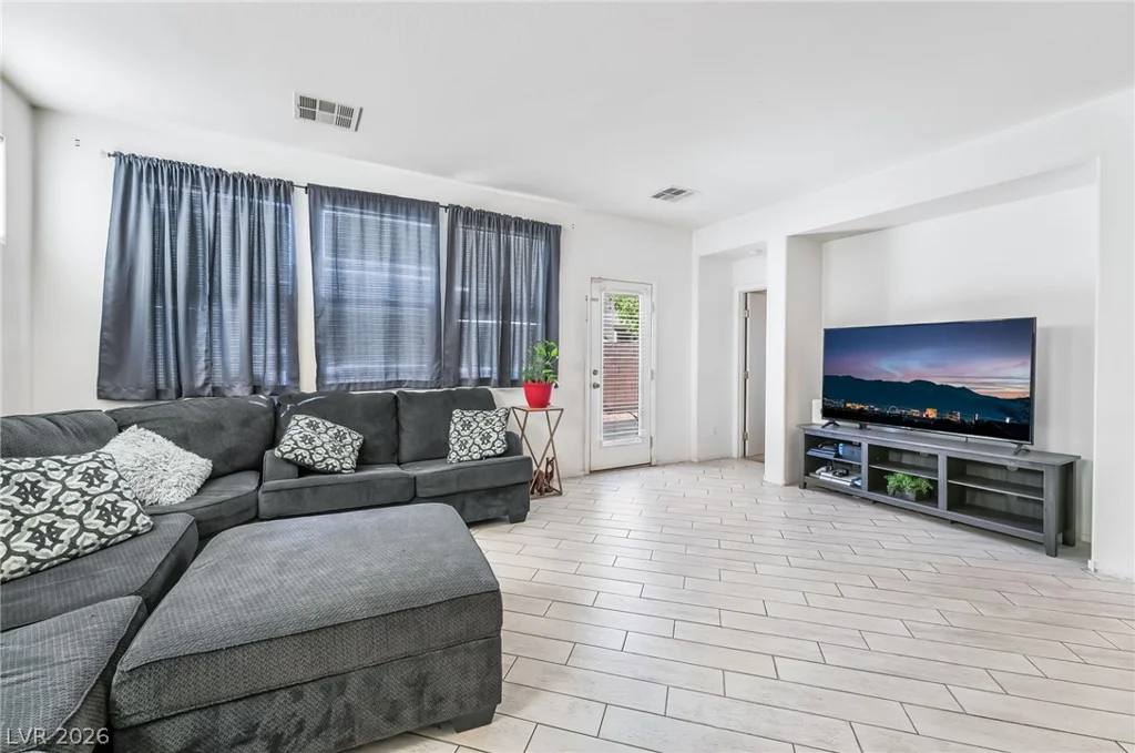 320 Fox Blitz, North Las Vegas, NV 89031