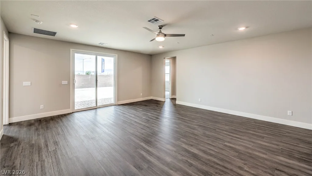 1300 Ryan River, North Las Vegas, NV 89084