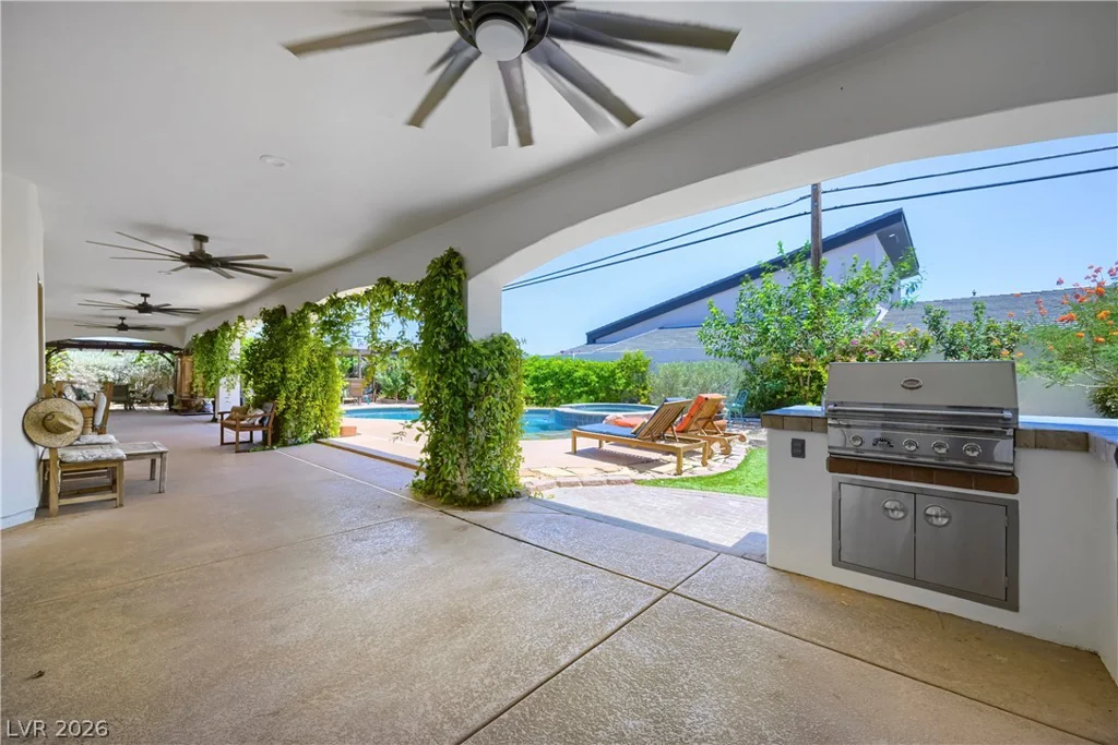 8865 El Campo Grande, Las Vegas, NV 89149