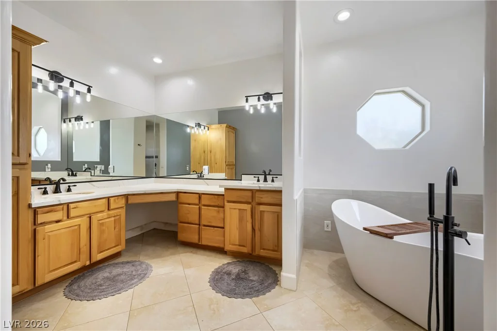 8865 El Campo Grande, Las Vegas, NV 89149