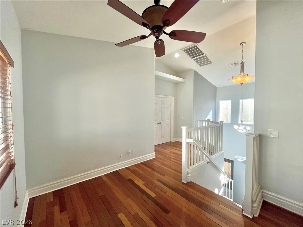 292 Soggy Ruff, Las Vegas, NV 89148
