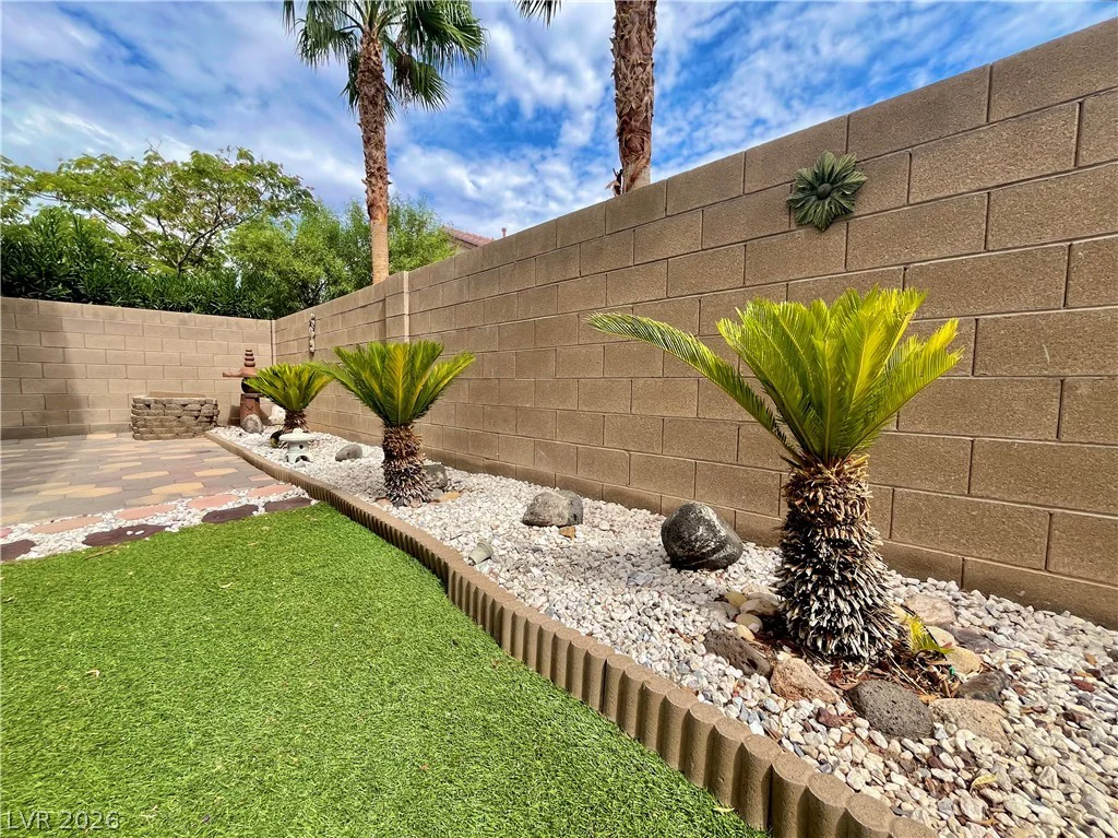 292 Soggy Ruff, Las Vegas, NV 89148