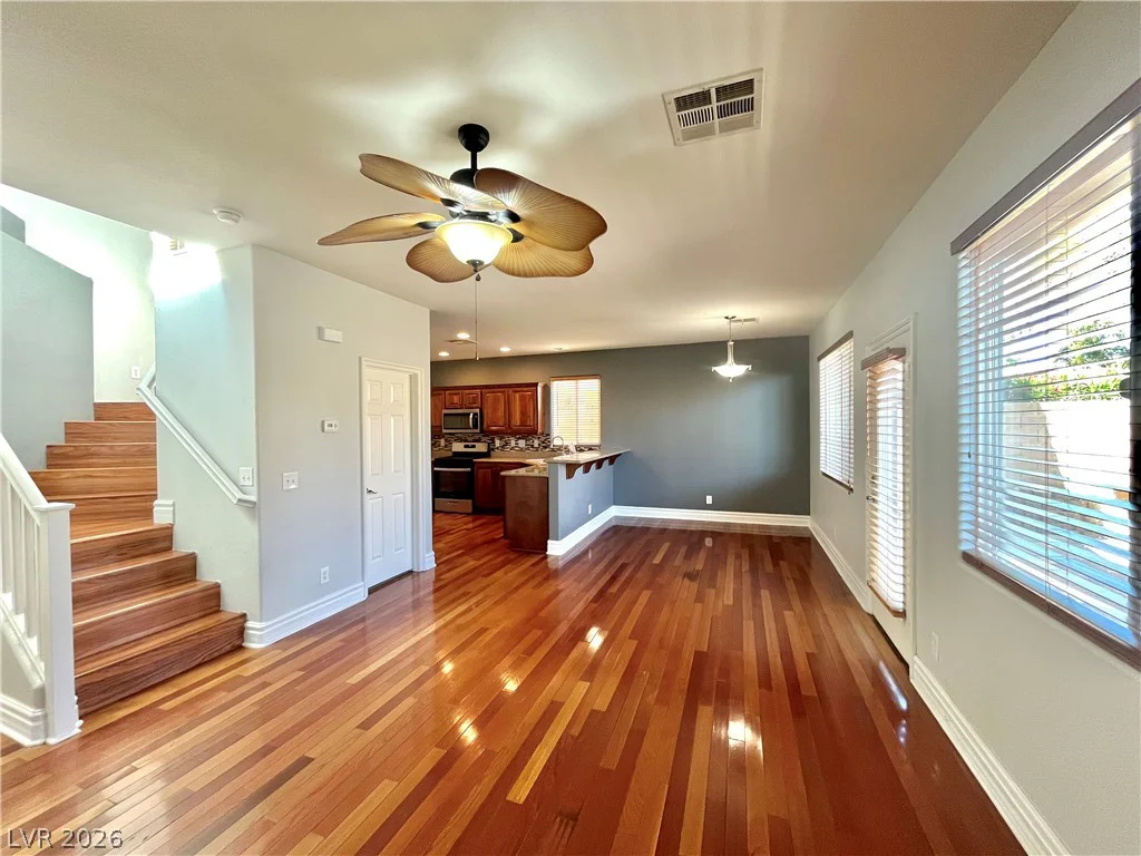 292 Soggy Ruff, Las Vegas, NV 89148