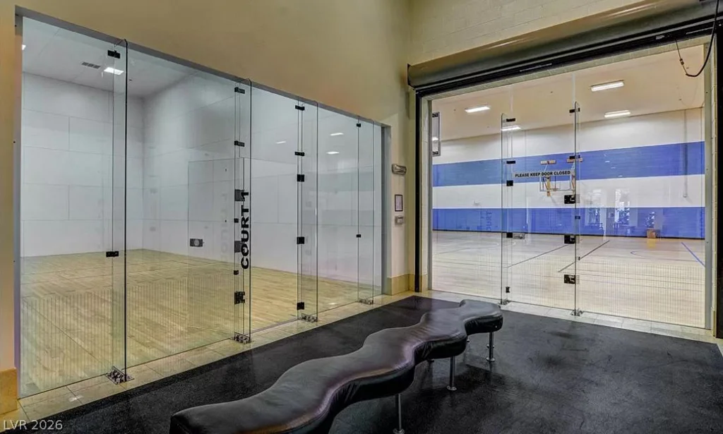 292 Soggy Ruff, Las Vegas, NV 89148