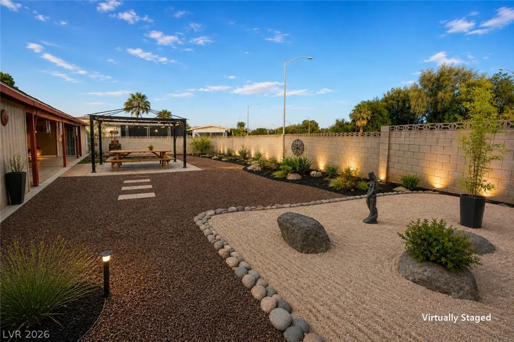 3272 Tularosa, Las Vegas, NV 89122