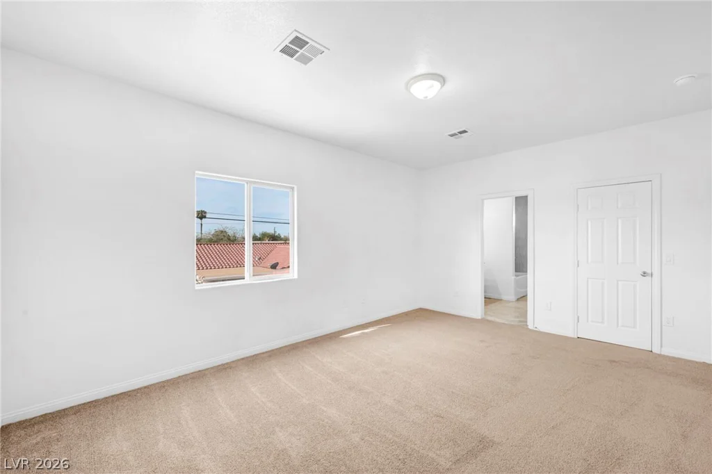 4895 Baltimore, Las Vegas, NV 89104