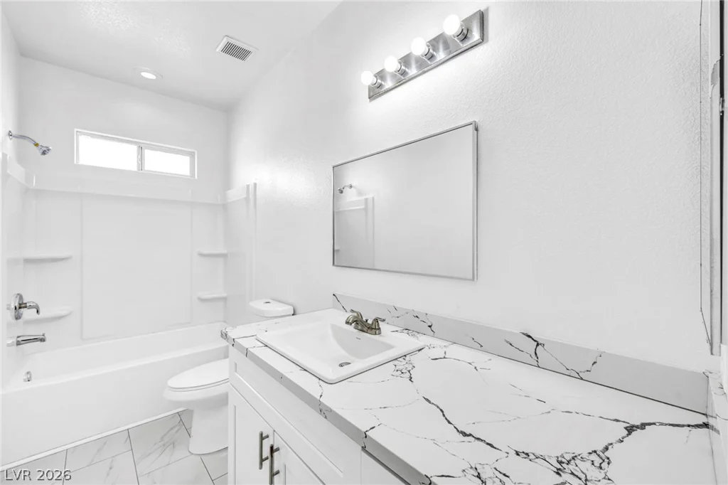 4895 Baltimore, Las Vegas, NV 89104