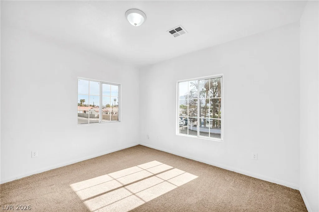 4895 Baltimore, Las Vegas, NV 89104