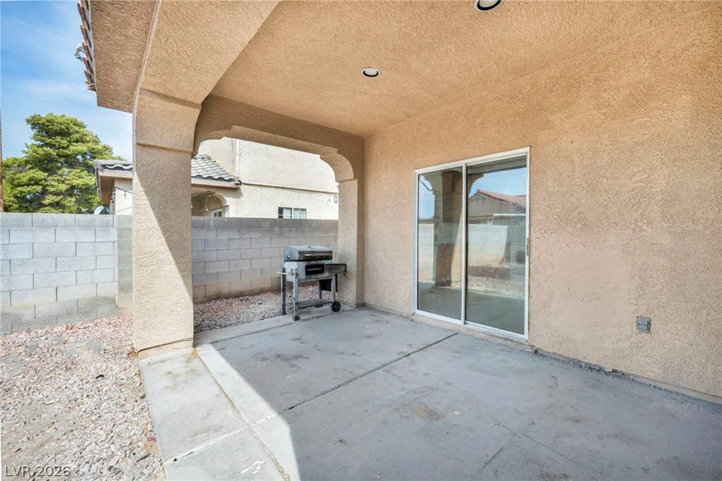 4895 Baltimore, Las Vegas, NV 89104