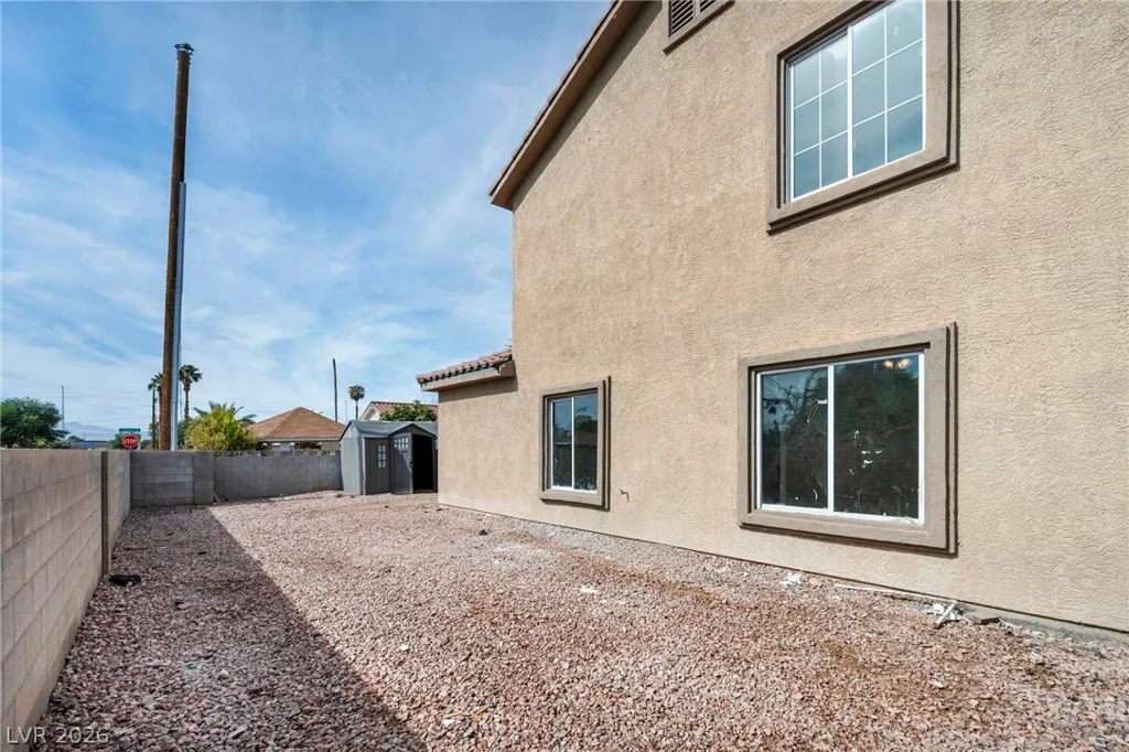 4895 Baltimore, Las Vegas, NV 89104
