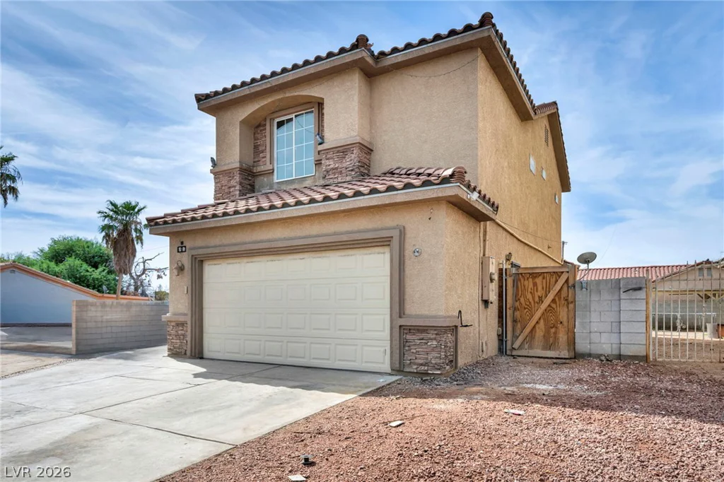 4895 Baltimore, Las Vegas, NV 89104