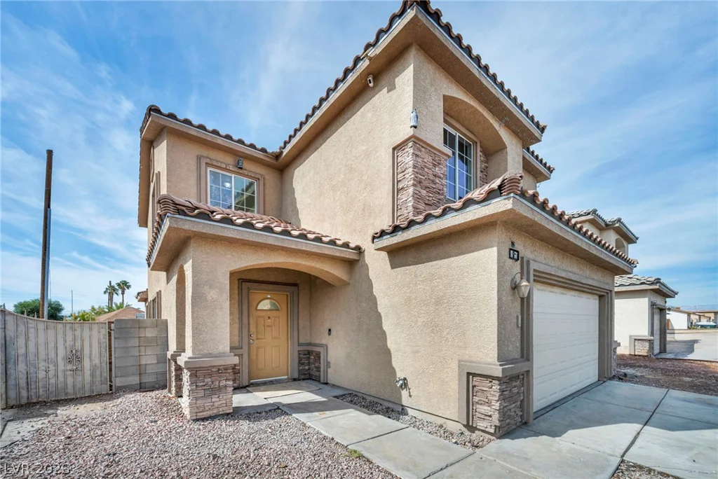 4895 Baltimore, Las Vegas, NV 89104
