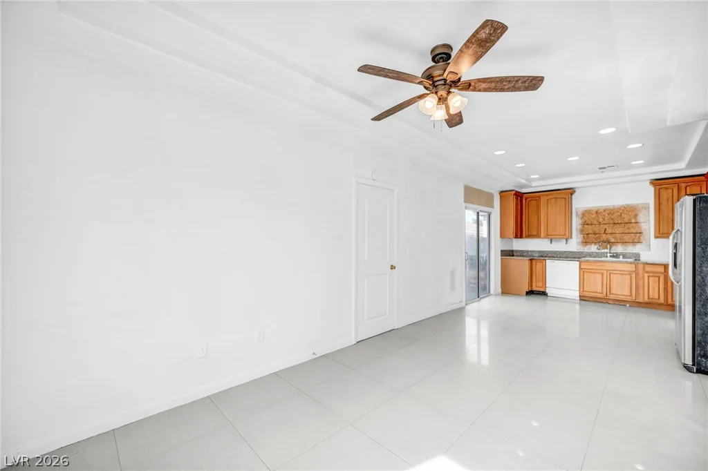 4895 Baltimore, Las Vegas, NV 89104