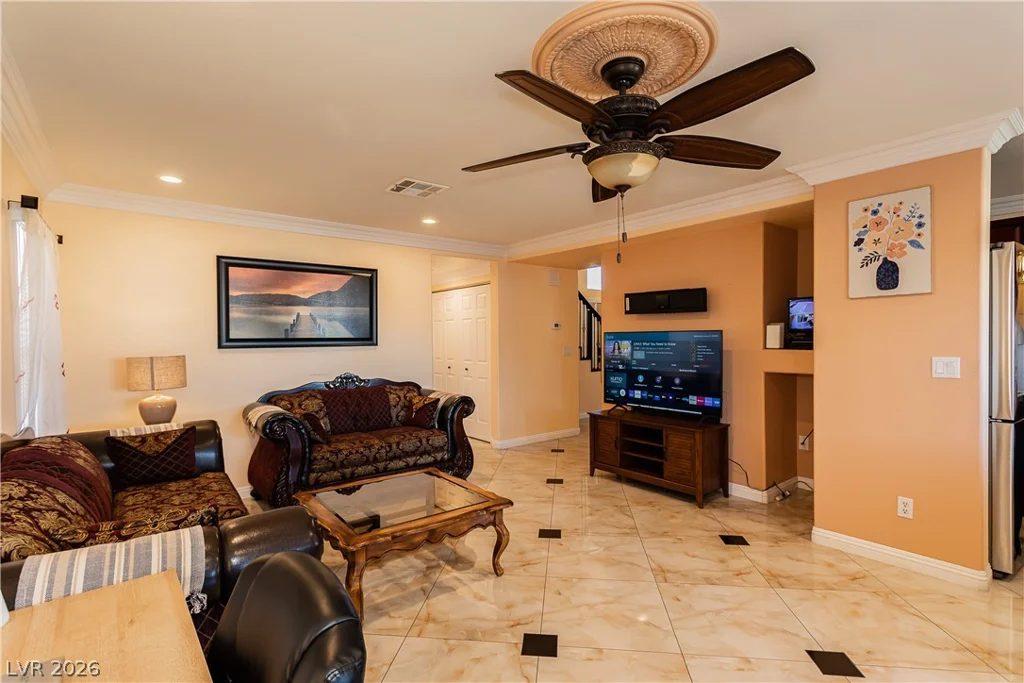 4346 Golden Ring, Las Vegas, NV 89147