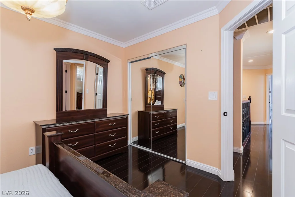 4346 Golden Ring, Las Vegas, NV 89147