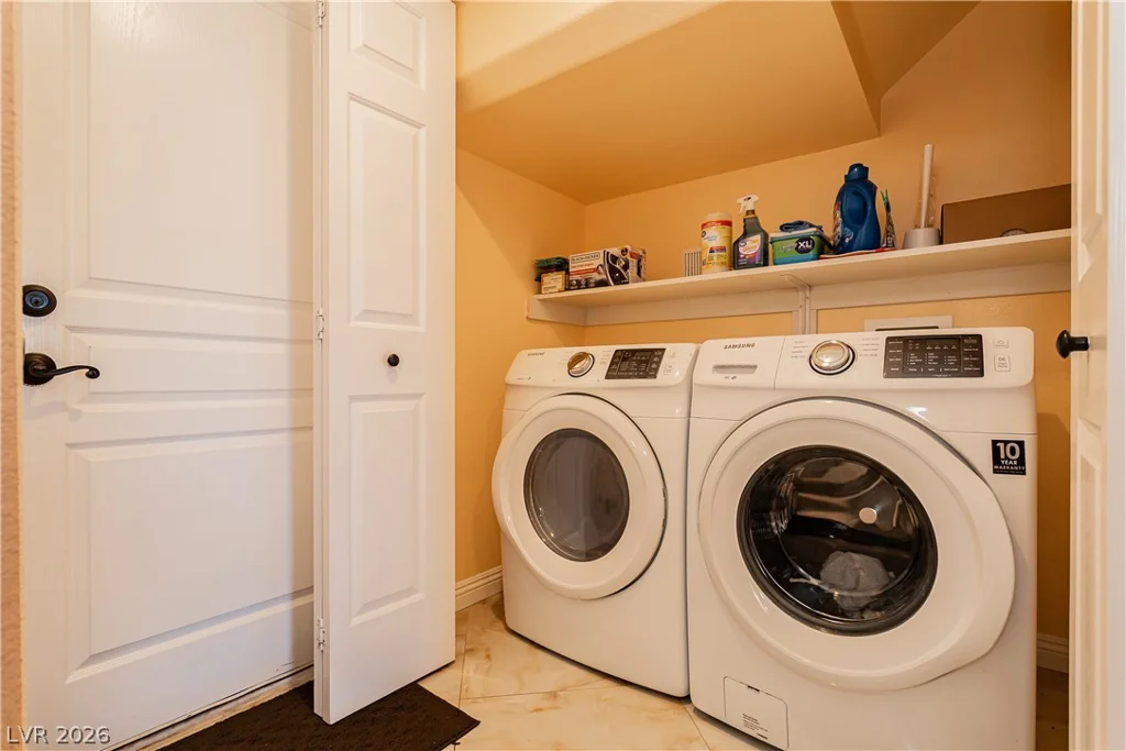 4346 Golden Ring, Las Vegas, NV 89147