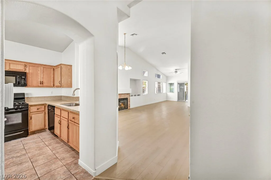1745 Lily Pond, Henderson, NV 89012