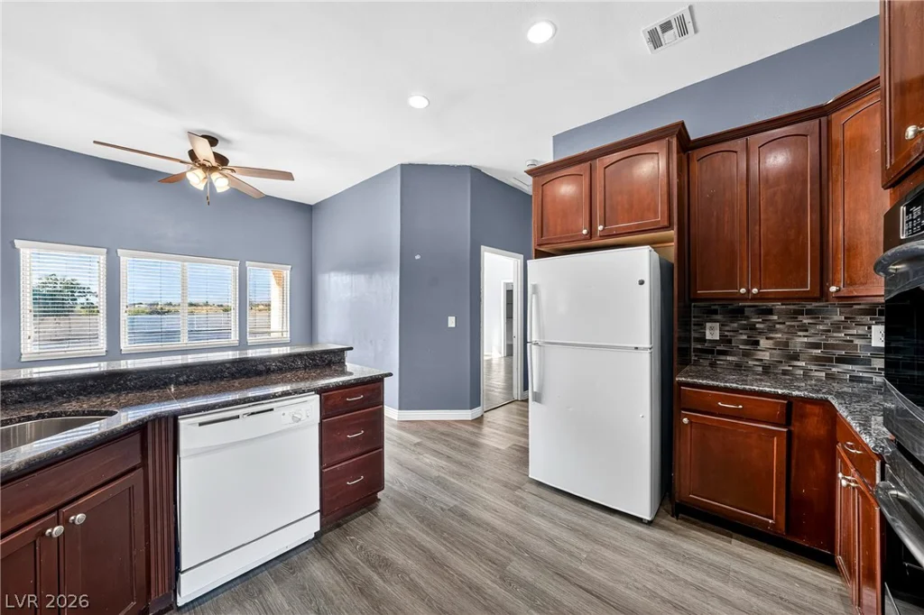 580 Hickory, Pahrump, NV 89048