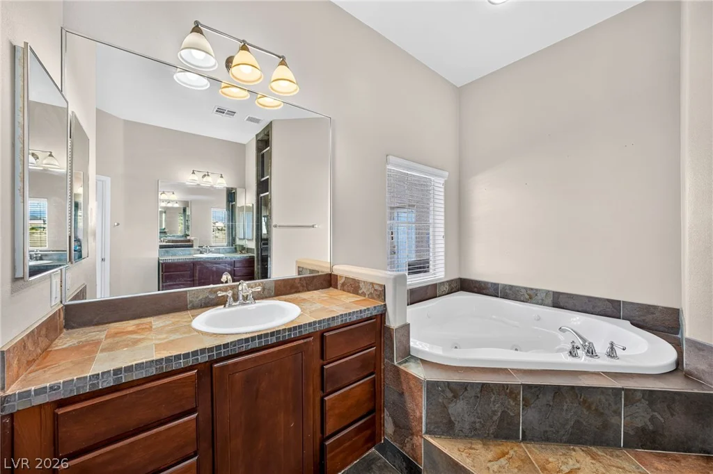 580 Hickory, Pahrump, NV 89048