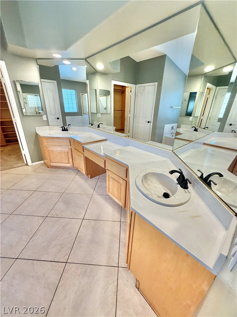 8832 Egyptian, Las Vegas, NV 89143