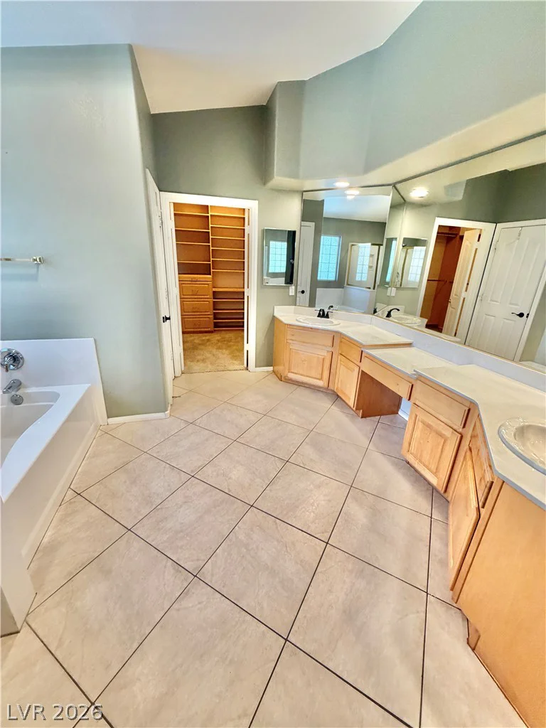 8832 Egyptian, Las Vegas, NV 89143