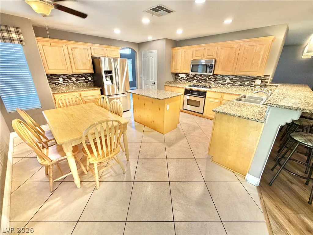 8832 Egyptian, Las Vegas, NV 89143