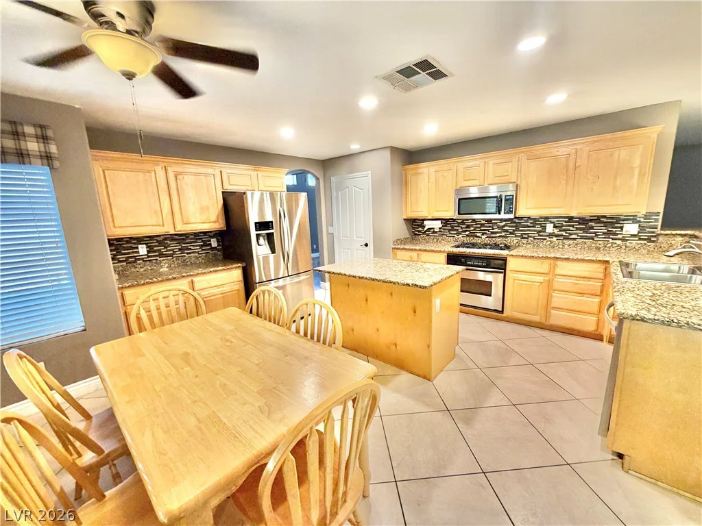8832 Egyptian, Las Vegas, NV 89143