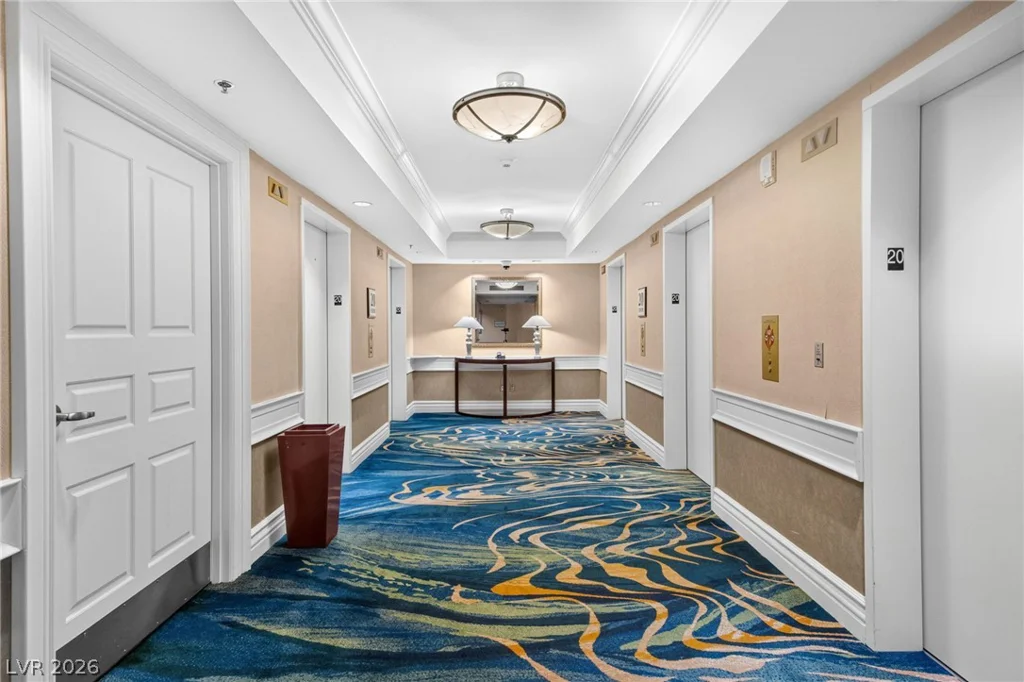 145 Harmon, Las Vegas, NV 89109
