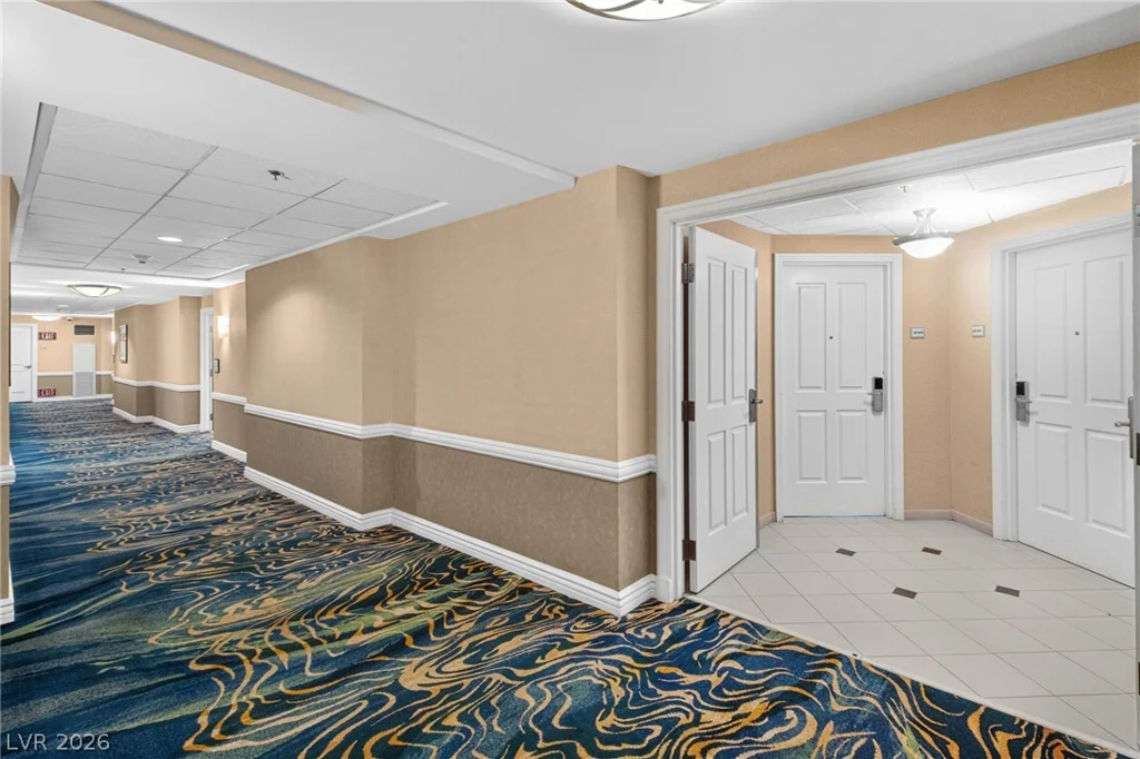 145 Harmon, Las Vegas, NV 89109