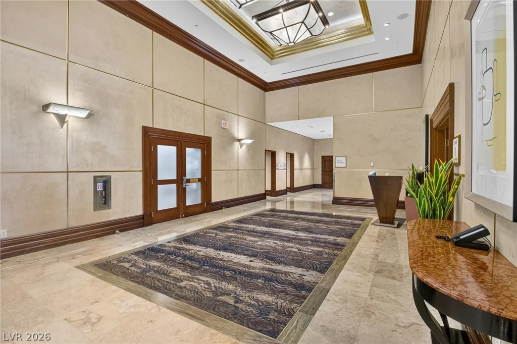 145 Harmon, Las Vegas, NV 89109