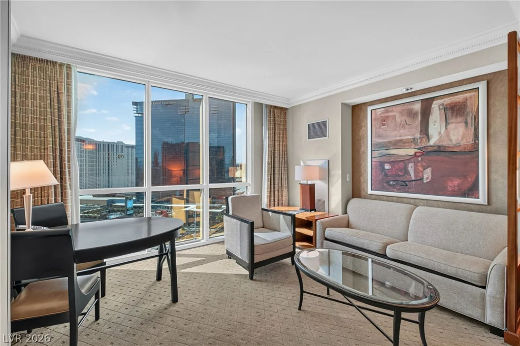 145 Harmon, Las Vegas, NV 89109