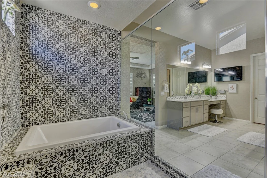 9981 Savannah Marie, Las Vegas, NV 89149