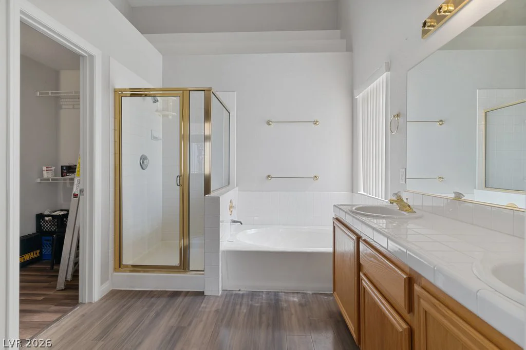 695 Pearl Island, Henderson, NV 89015