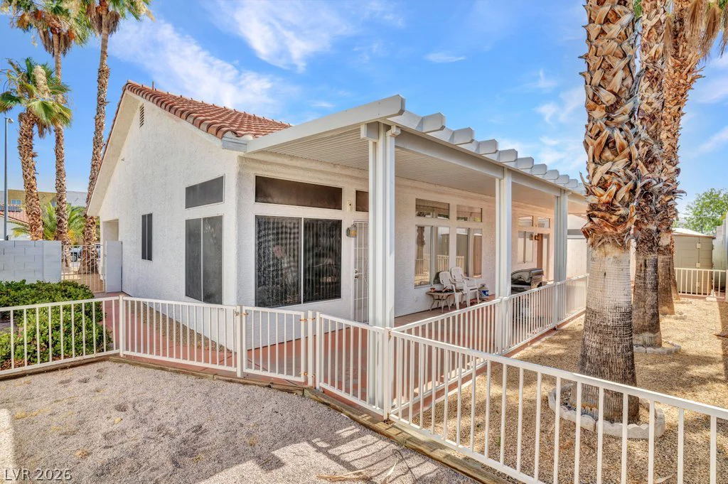 695 Pearl Island, Henderson, NV 89015