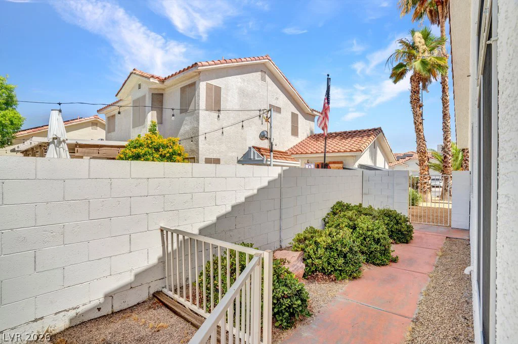 695 Pearl Island, Henderson, NV 89015