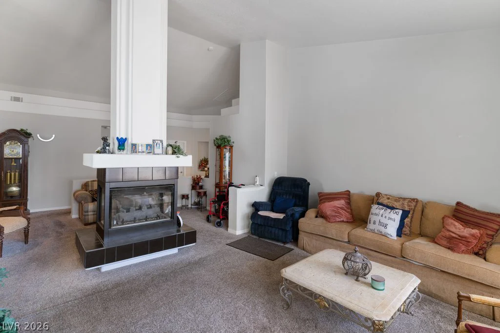 695 Pearl Island, Henderson, NV 89015