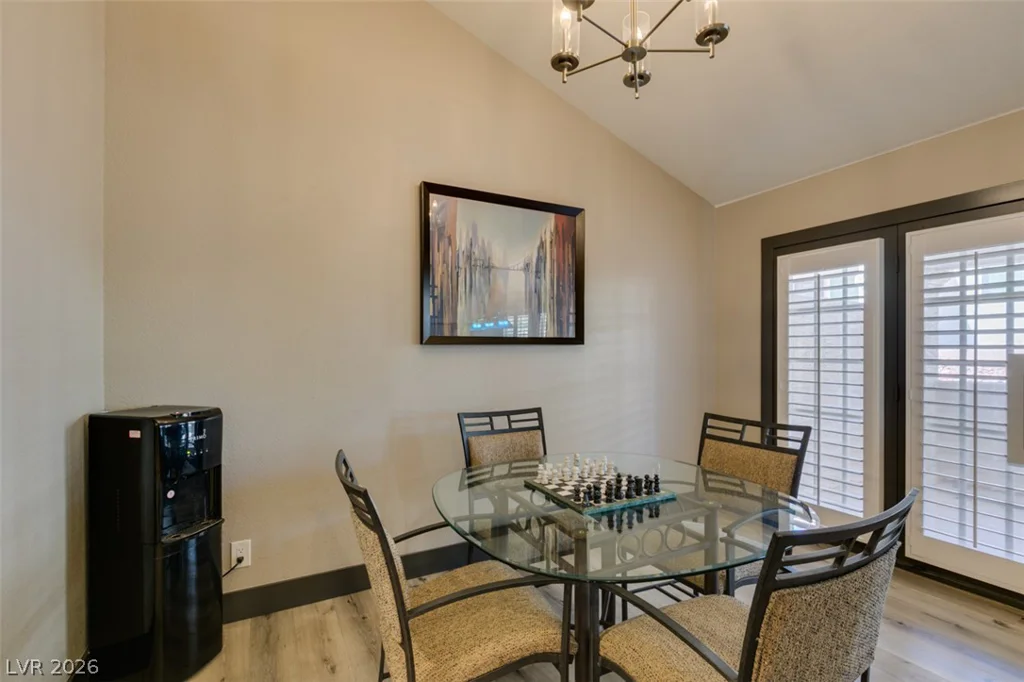 1909 Blackpool, Las Vegas, NV 89128